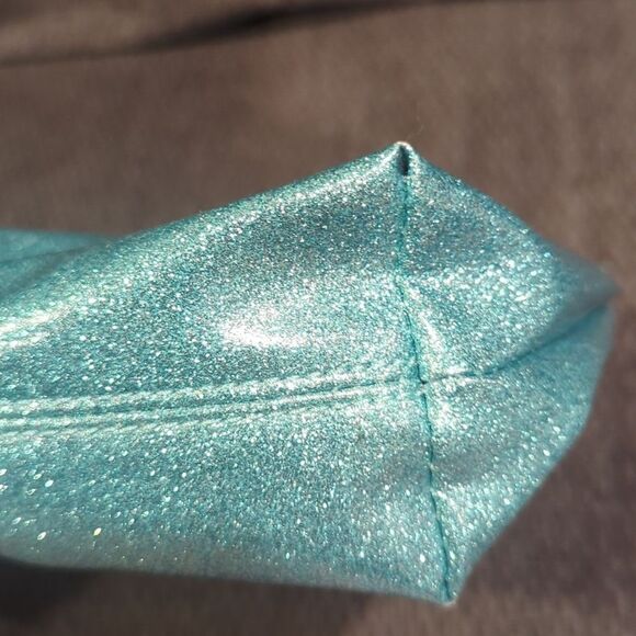 Danielle, Nicole The Little mermaid Sebastian makeup bag - Picture 3 of 10